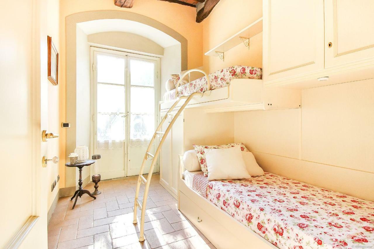 Apartment Guinigi With Private Courtyard Lucca Exterior photo
