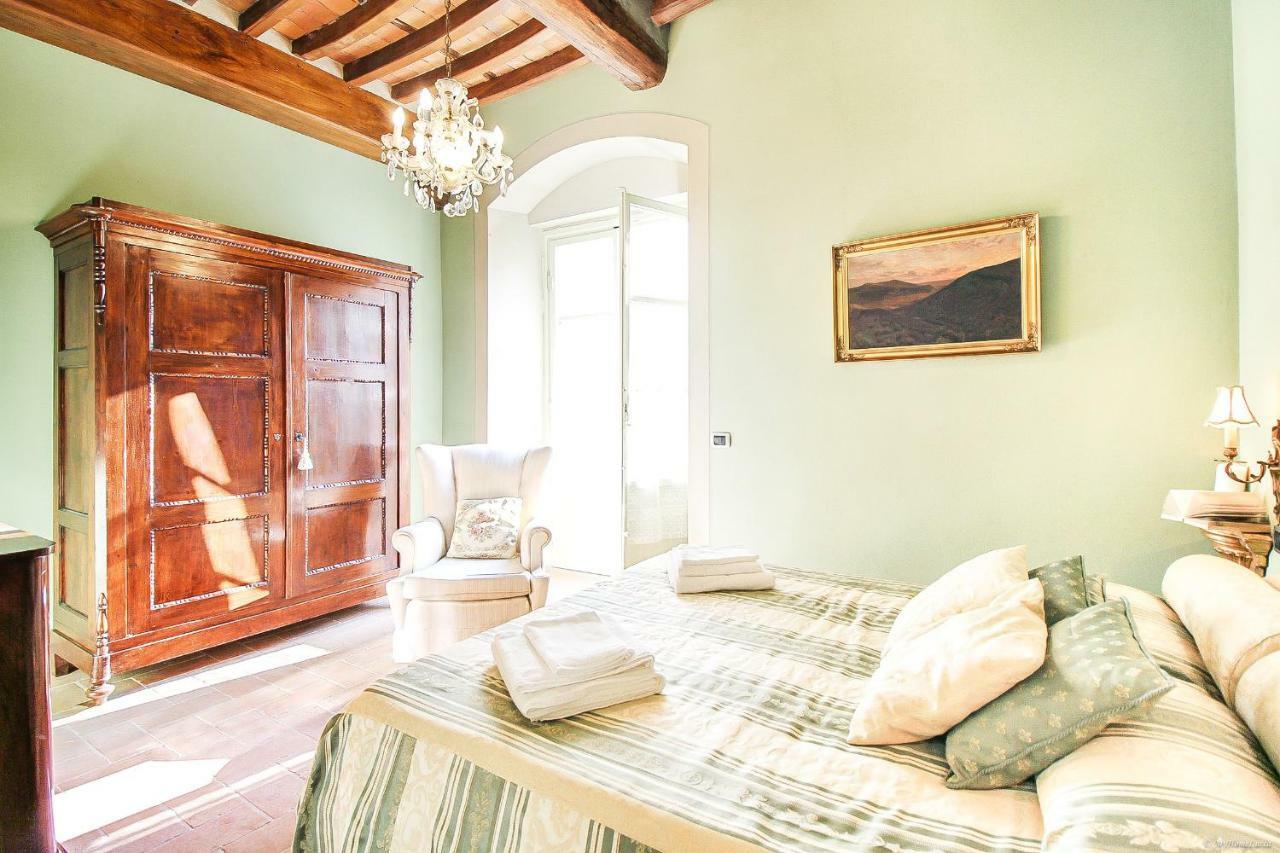 Apartment Guinigi With Private Courtyard Lucca Exterior photo