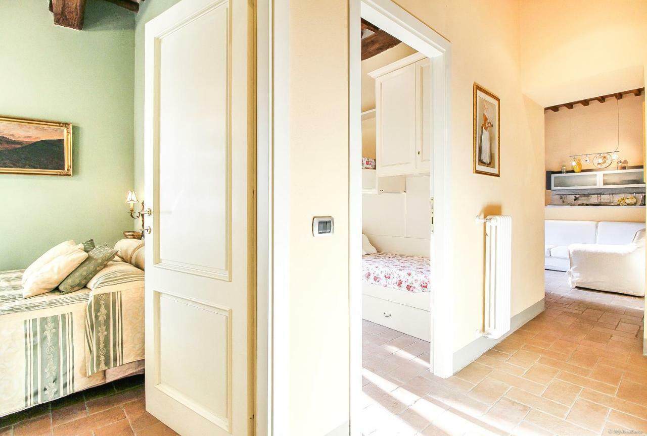 Apartment Guinigi With Private Courtyard Lucca Exterior photo